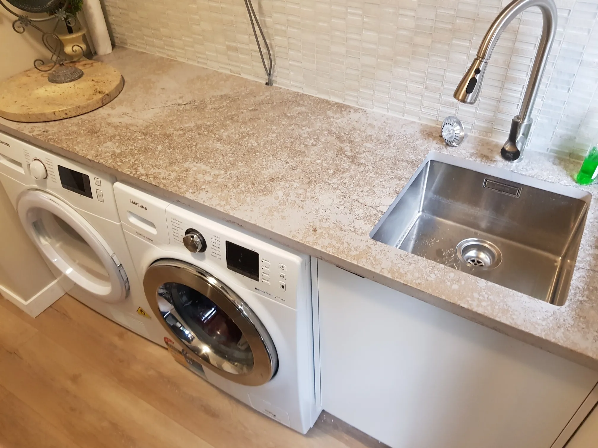 Photo of a kitchen